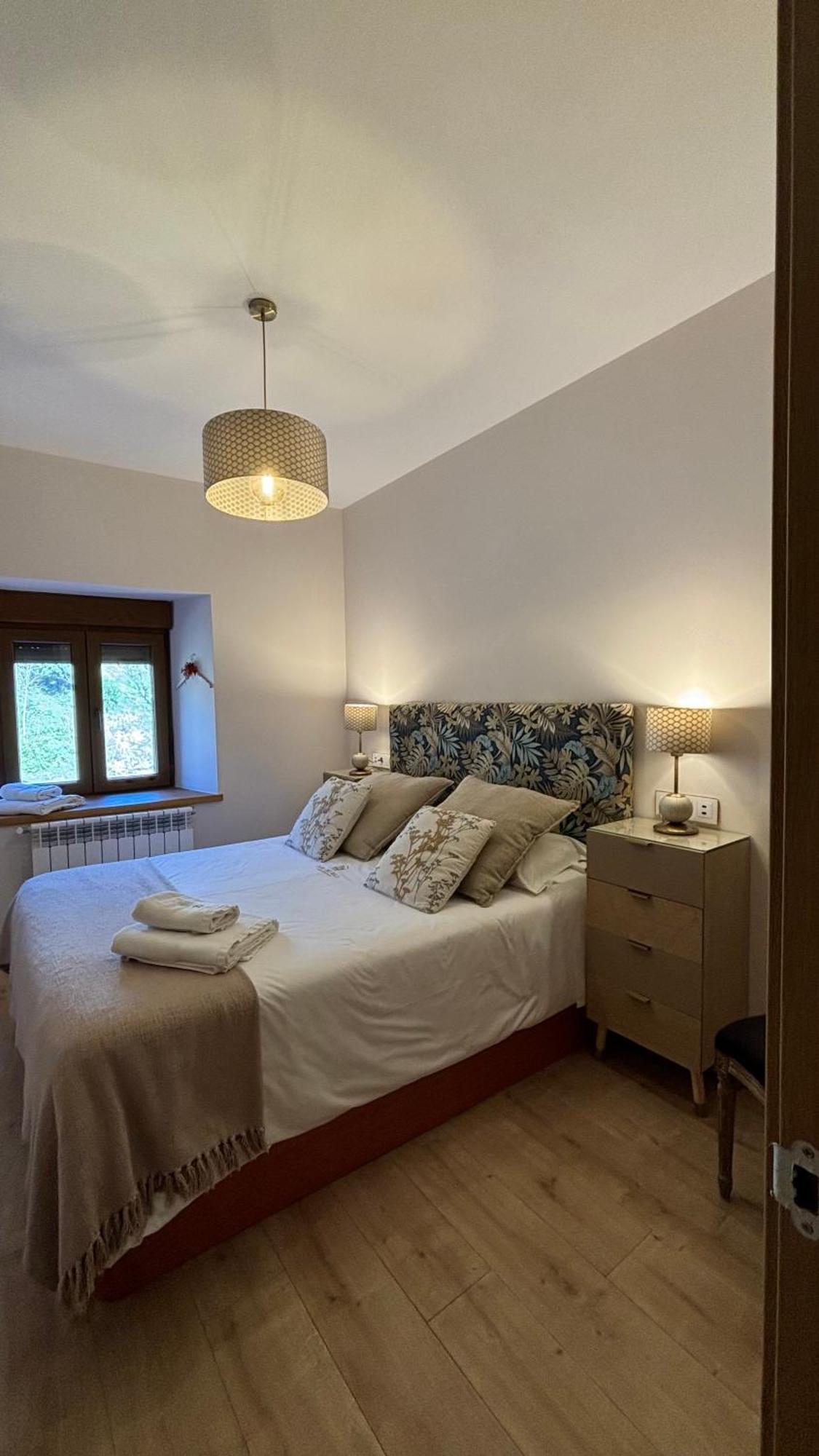 Apartamentos En El Valle Del Jerte Flores Para Angela Cabezuela Del Valle Dış mekan fotoğraf