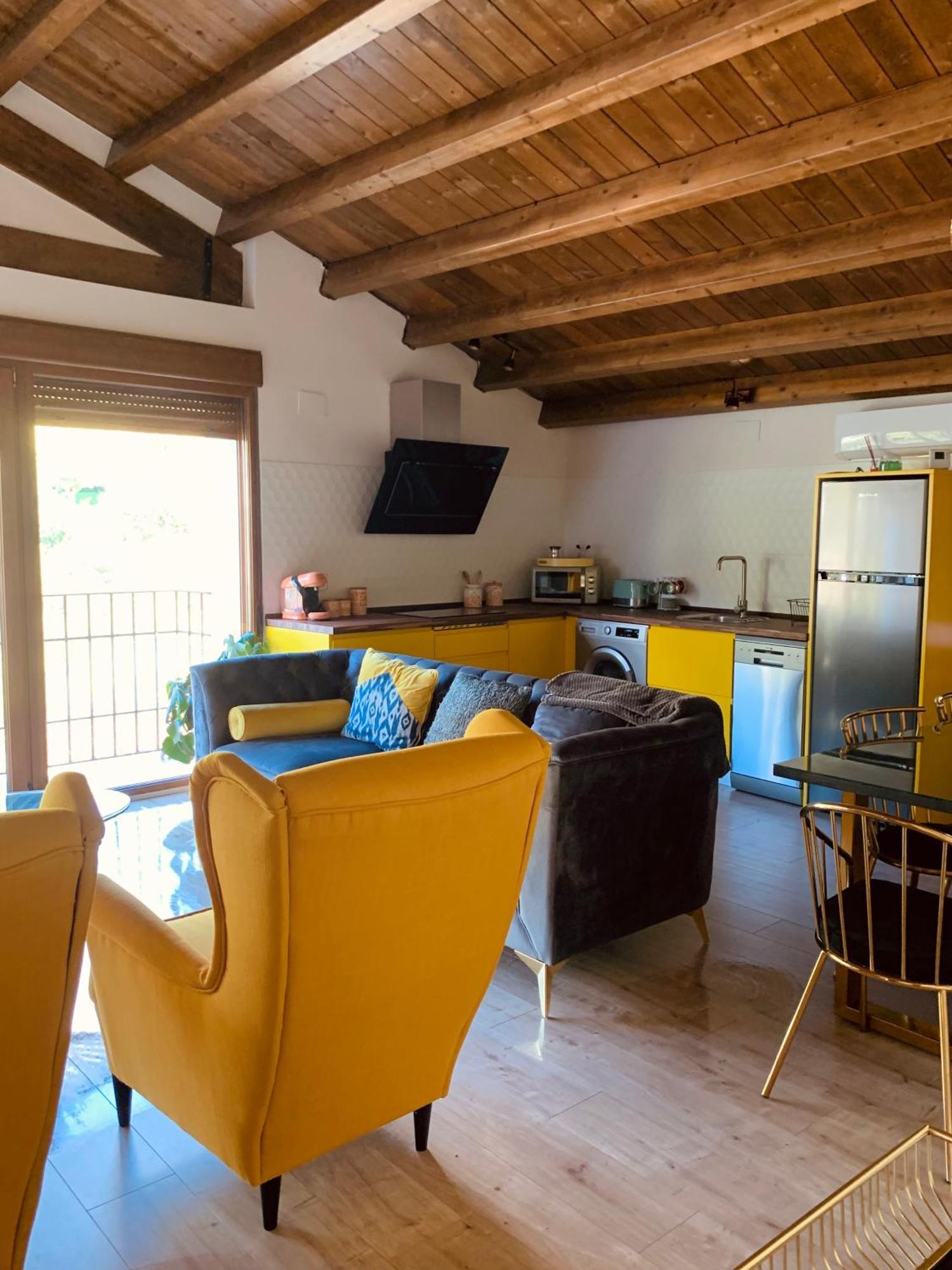 Apartamentos En El Valle Del Jerte Flores Para Angela Cabezuela Del Valle Dış mekan fotoğraf